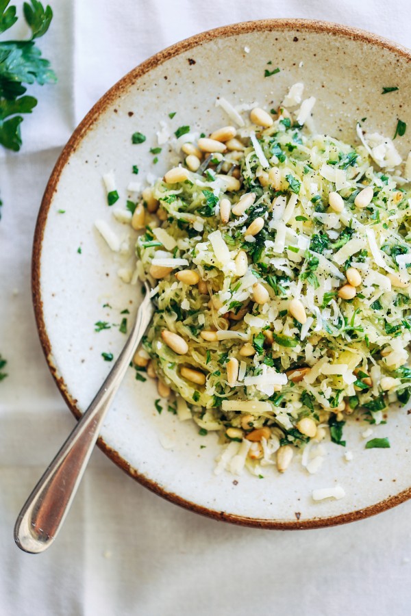 spaghetti-squash-on-plate-600x900