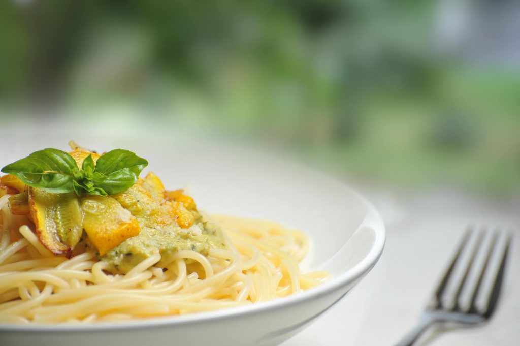 food-plate-yellow-spaghetti-64208